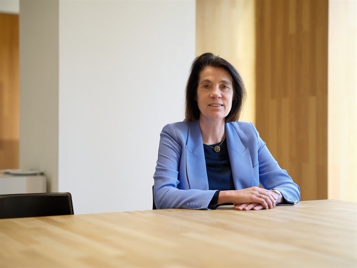 Foto Dineke bij jaarverslag